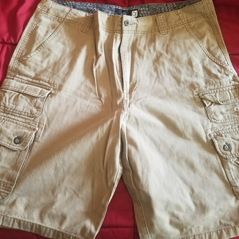 5 Pair of Summertime Men Shorts